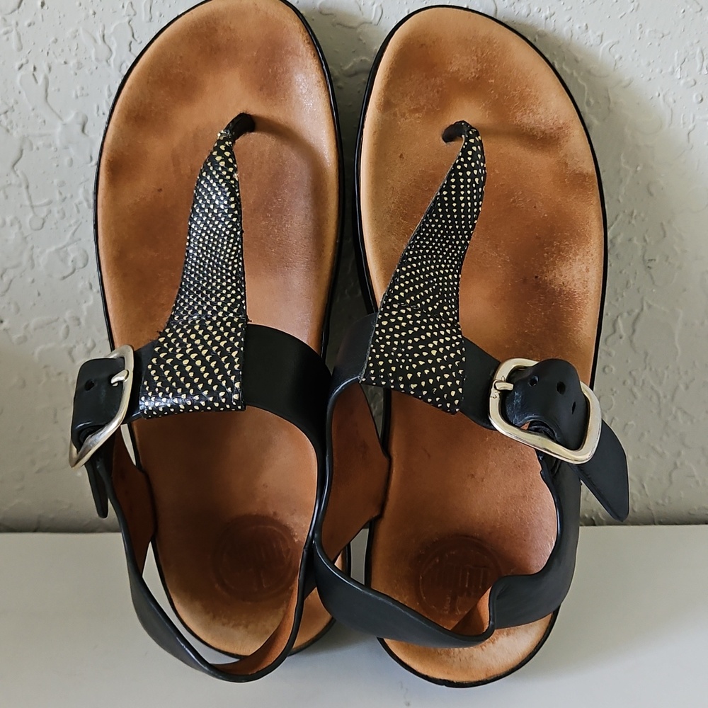 Fitflop All Leather Black With Gold Accents, Size 7 - Picture 4 of 12